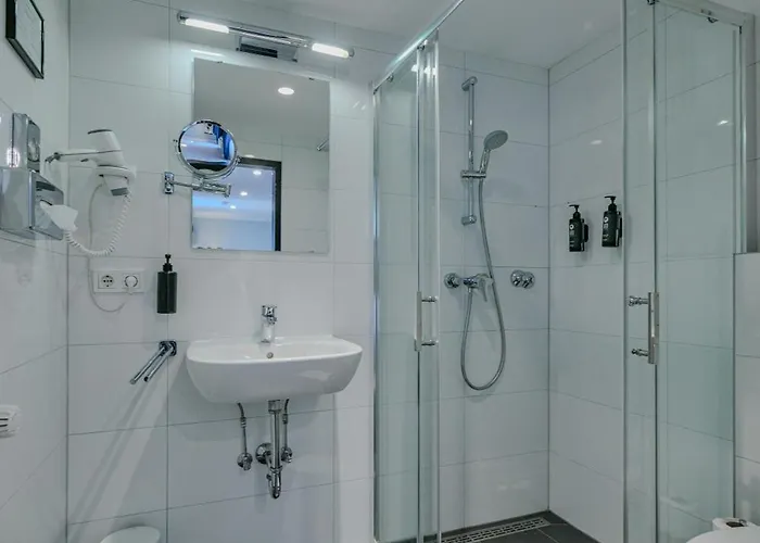Hotel Ramada By Wyndham Frankfurt Station