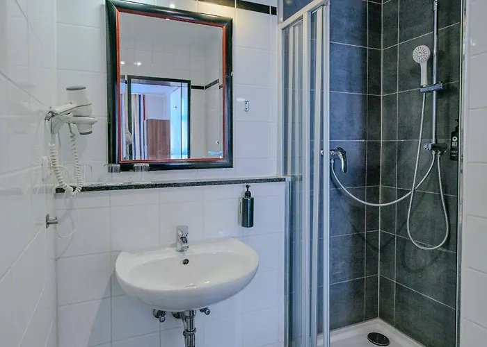 호텔 Ramada By Wyndham Frankfurt Station