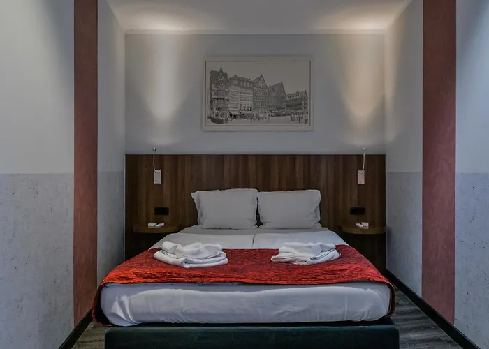 Ramada By Wyndham Frankfurt Station Francoforte sul Meno