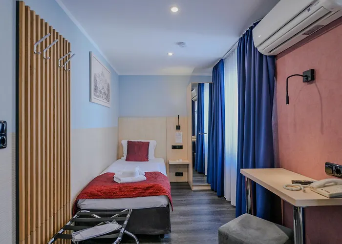 Hotel Ramada By Wyndham Frankfurt Station