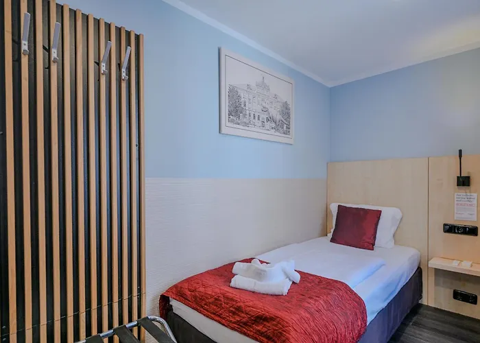 Ramada By Wyndham Frankfurt Station 4* Francoforte sul Meno