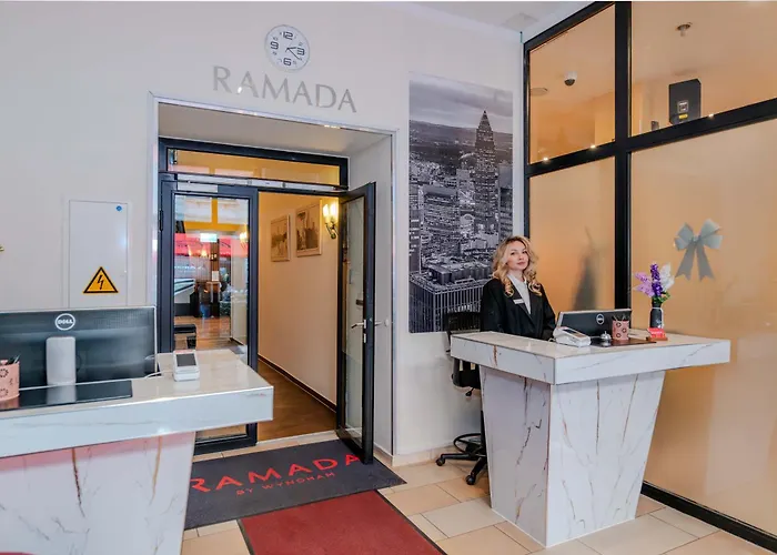 Ramada By Wyndham Frankfurt Station 4*