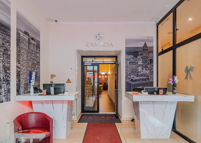 Ramada By Wyndham Frankfurt Station 4*