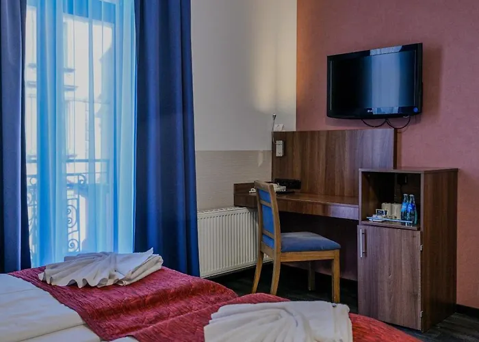 Ramada By Wyndham Frankfurt Station 4*